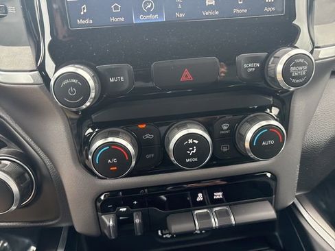 Used 2022 RAM 1500 Big Horn RWD image 39