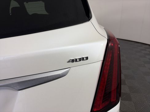 Used 2022 Cadillac XT5 Premium Luxury w/ Technology Package image 17