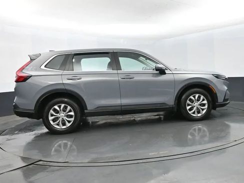 Used 2024 Honda CR-V LX image 4