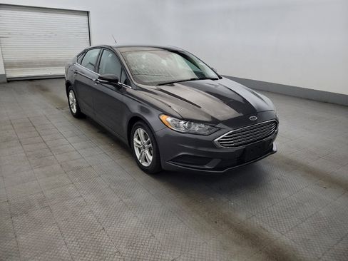 Used 2018 Ford Fusion SE FWD image 13