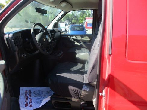 Used 2012 Chevrolet Express 1500 image 13