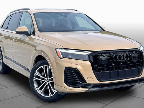 Used 2025 Audi Q7 2.0T Premium Plus w/ Premium Plus Package AWD/4WD image 3