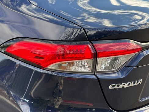Used 2024 Toyota Corolla LE FWD image 47