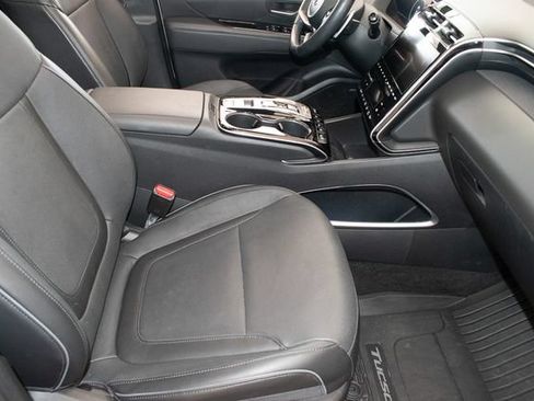Used 2022 Hyundai Tucson Limited AWD/4WD image 10