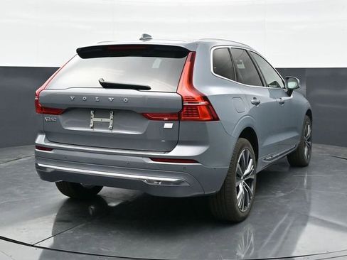 Used 2022 Volvo XC60 T8 Inscription Expression w/ Advanced Package AWD/4WD image 7