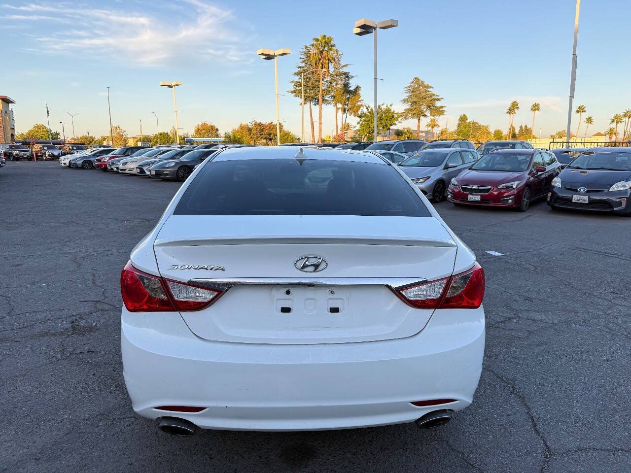 Used 2013 Hyundai Sonata SE w/ Navigation & Sunroof Pkg FWD image 6