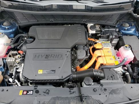 Used 2023 Kia Niro SX Touring image 12