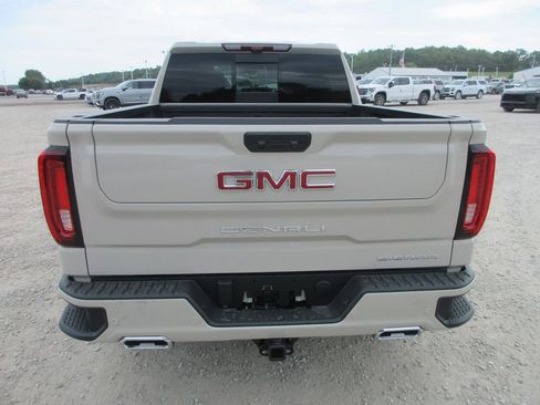 New 2026 GMC Sierra 1500 Denali w/ Denali Reserve Package AWD/4WD image 5
