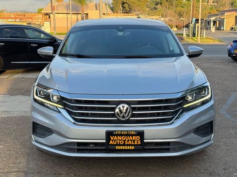 Used 2020 Volkswagen Passat 2.0T SE FWD image 4