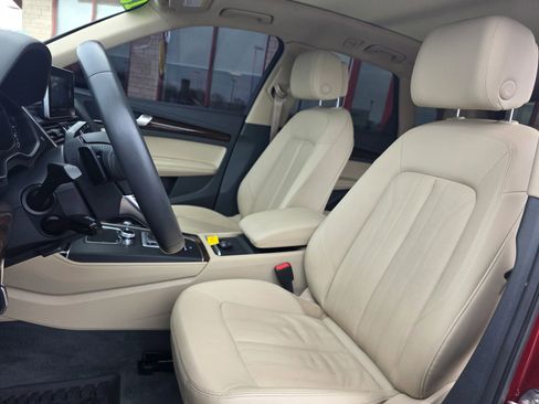 Used 2019 Audi Q5 2.0T Premium Plus w/ Premium Plus Package image 10