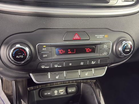 Used 2020 Kia Sorento EX AWD/4WD image 30