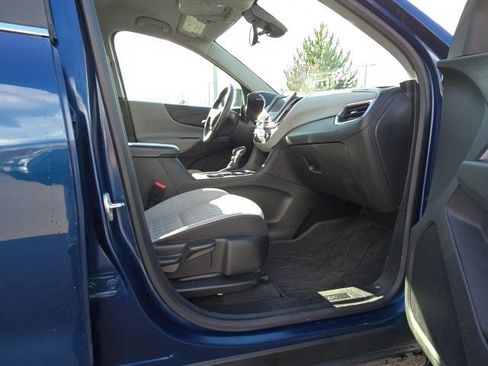 Used 2022 Chevrolet Equinox LT image 9