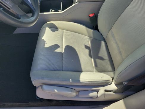 Used 2015 Honda Pilot LX image 25