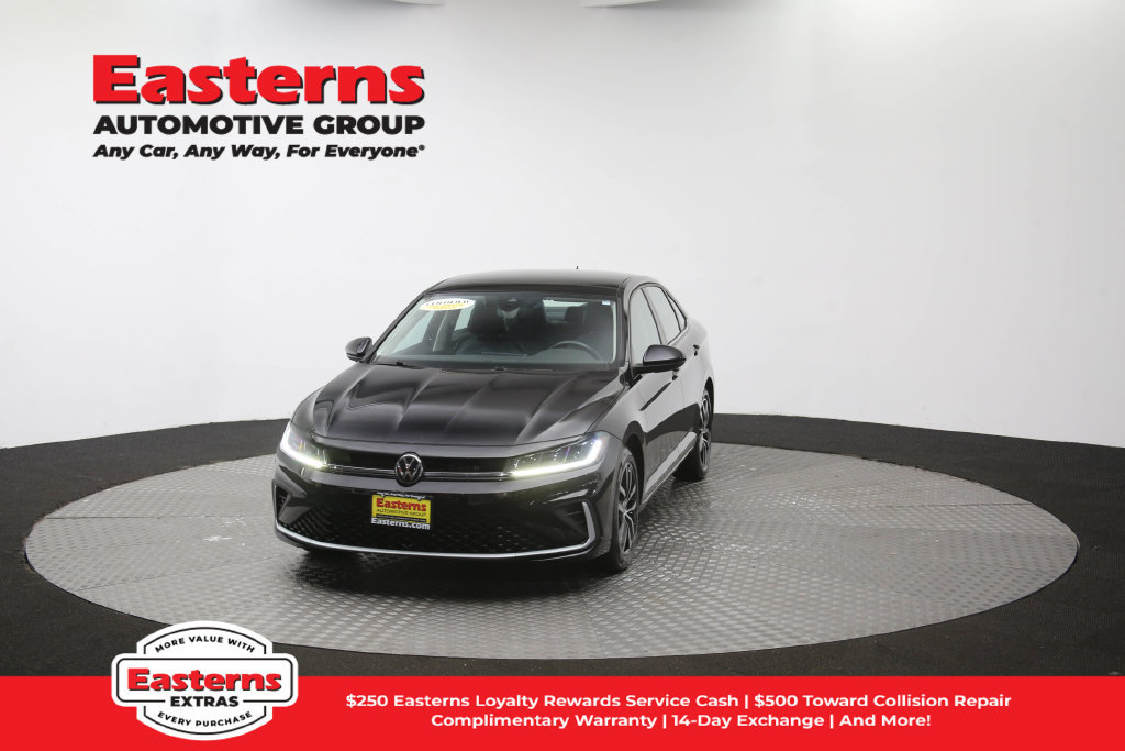 Used 2025 Volkswagen Jetta SE FWD image 54