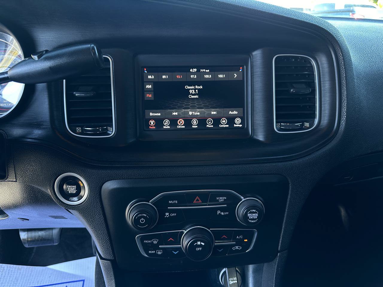 Used 2019 Dodge Charger Police w/ Street Appearance Group RWD image 15