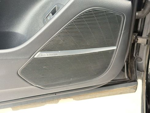 Used 2023 Audi Q8 Premium Plus w/ Premium Plus Package AWD/4WD image 20