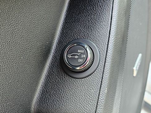 Certified 2023 Chevrolet Traverse Premier AWD/4WD image 13