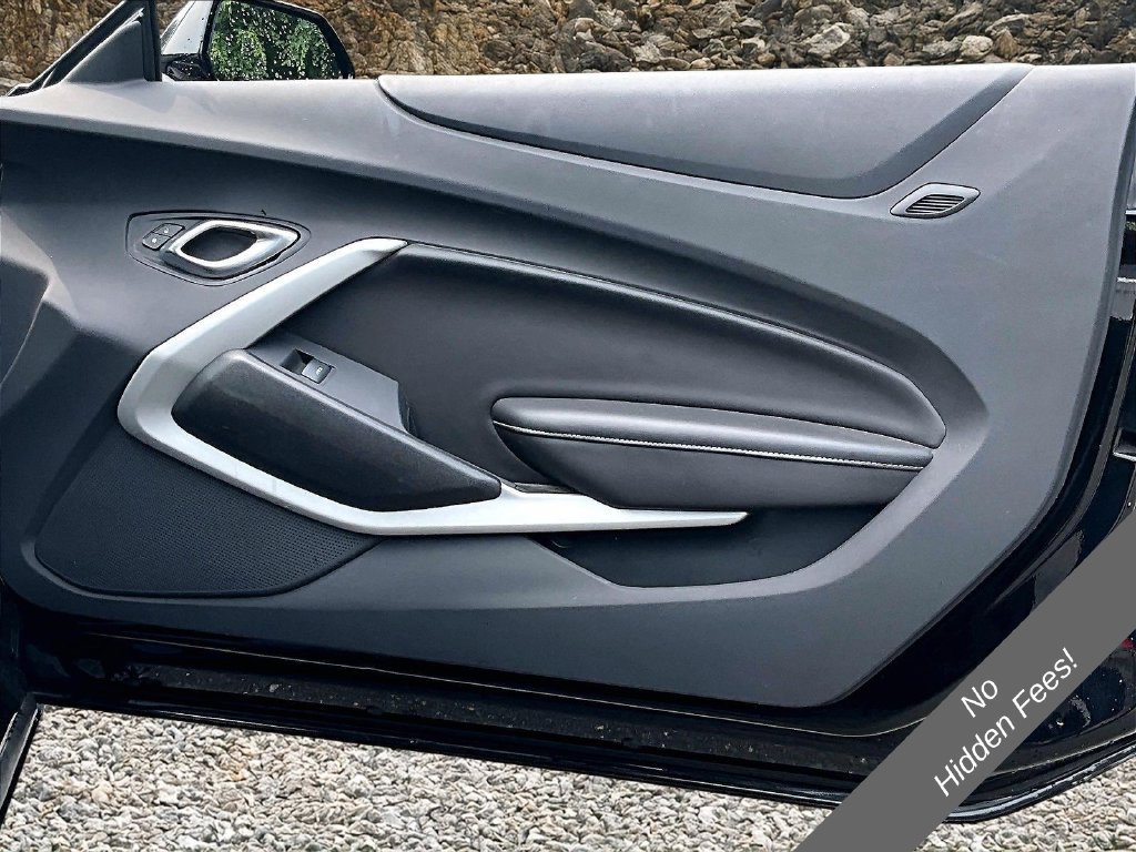 Used 2020 Chevrolet Camaro LT RWD image 19