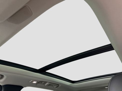 New 2025 Volvo XC90 B6 Core w/ Climate Package image 13