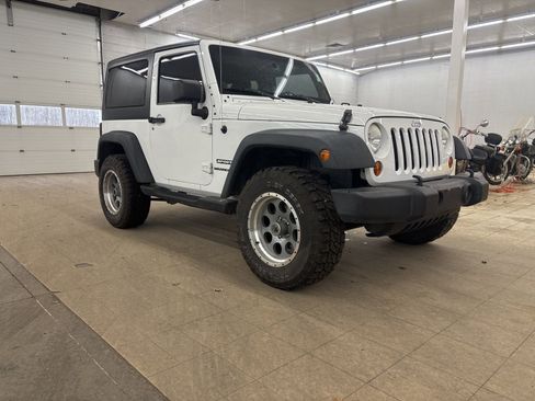 Used 2013 Jeep Wrangler Sport image 2