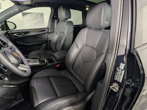 New 2026 Porsche Macan S AWD/4WD image 5