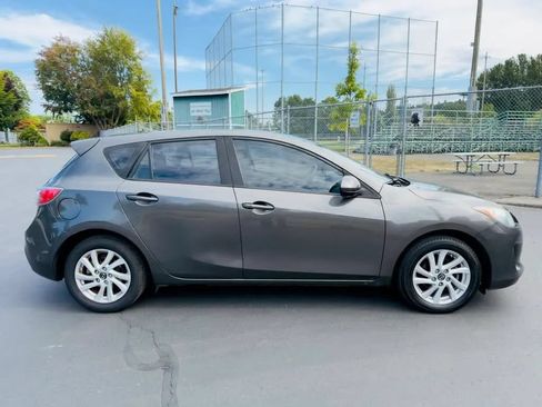 Used 2013 MAZDA MAZDA3 i Touring FWD image 6