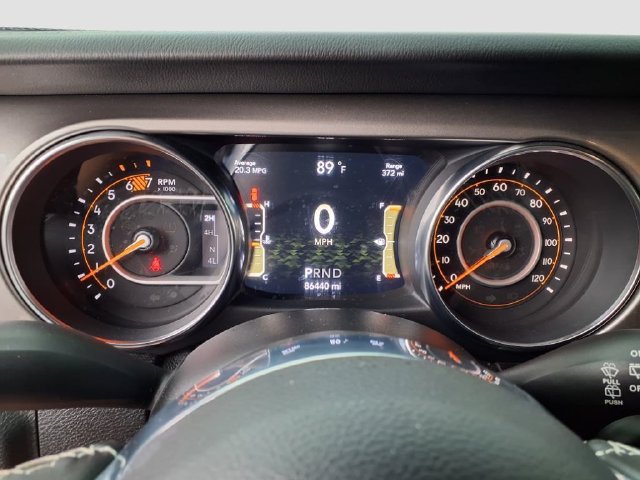 Used 2020 Jeep Wrangler Unlimited Sahara AWD/4WD image 21