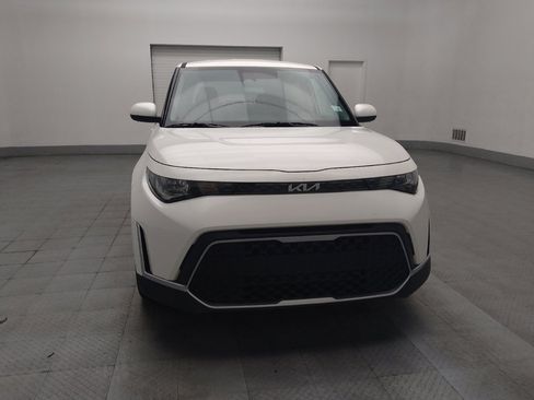 Used 2025 Kia Soul LX image 14
