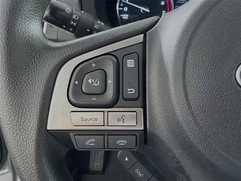Used 2018 Subaru Forester 2.5i Premium AWD/4WD image 39