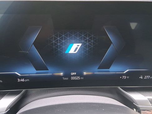 New 2026 BMW i7 eDrive50 w/ M Sport Package image 17