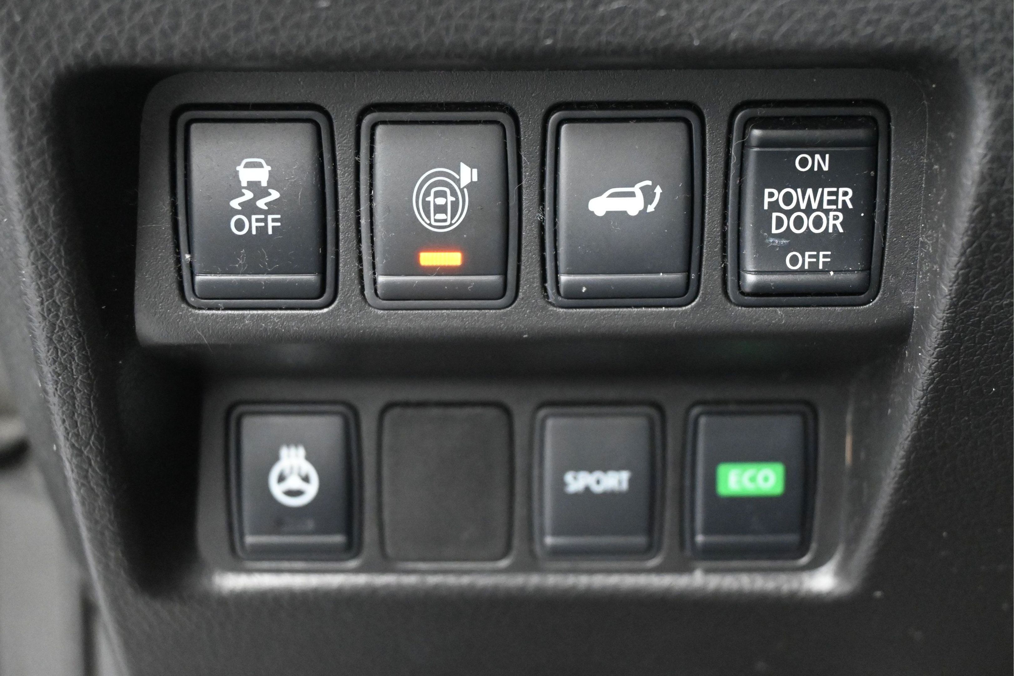 Used 2017 Nissan Rogue SL FWD image 21