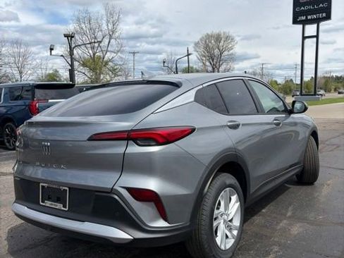 New 2026 Buick Envista Preferred FWD image 8