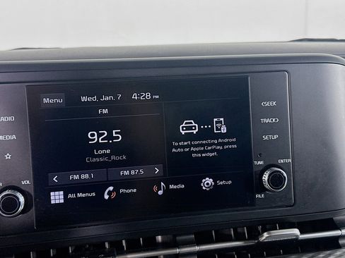 Used 2024 Kia Carnival LX image 21