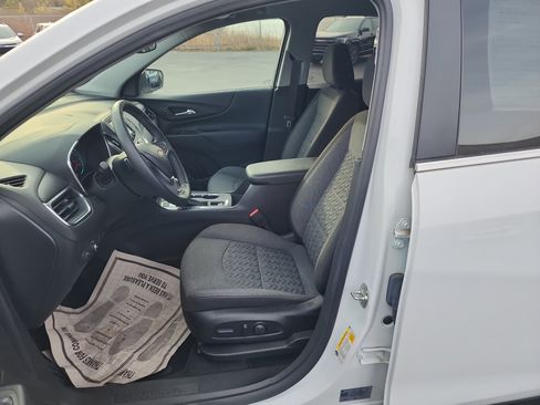 Certified 2024 Chevrolet Equinox LT image 11