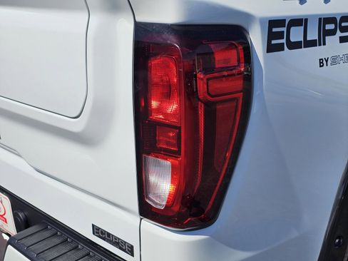 Used 2022 GMC Sierra 1500 Elevation w/ Preferred Package AWD/4WD image 30