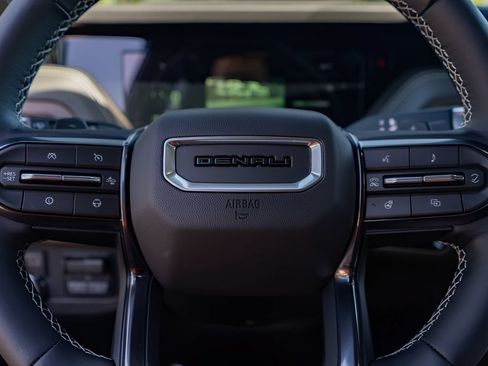 New 2026 GMC Yukon XL Denali Ultimate w/ LPO, Floor Liner Package AWD/4WD image 11