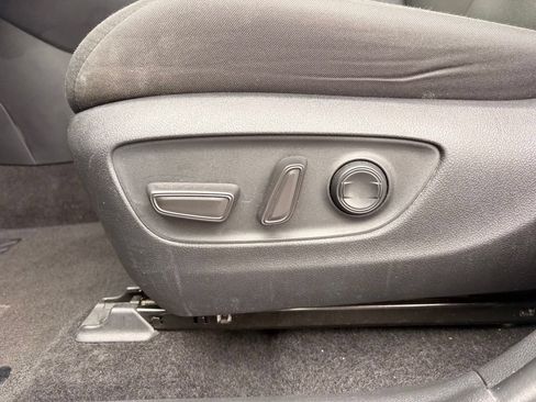 Used 2024 Toyota RAV4 XLE FWD image 11