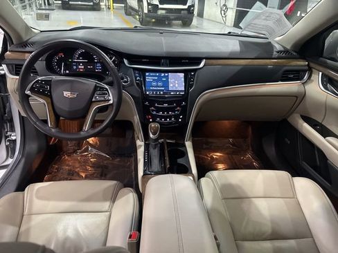 Used 2018 Cadillac XTS Luxury image 24