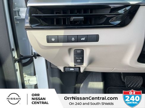 New 2025 Nissan Murano SL image 19