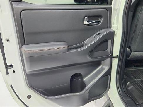 Certified 2022 Nissan Frontier Pro-X image 20