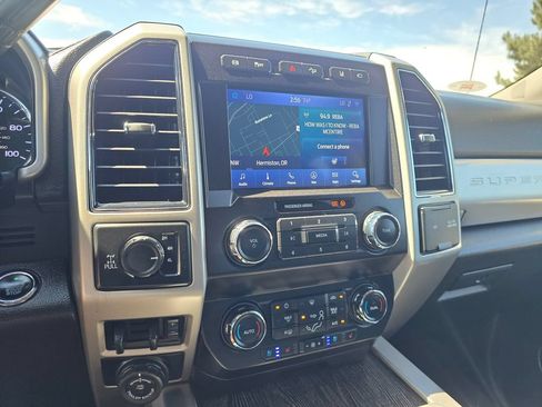 Used 2020 Ford F350 Lariat AWD/4WD image 22