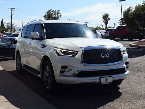 Used 2022 INFINITI QX80 Luxe w/ All-Season Package image 14