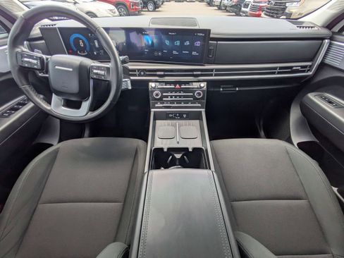 Used 2024 Hyundai Santa Fe SE FWD image 13