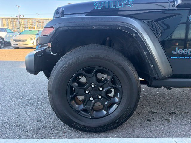 Used 2023 Jeep Wrangler Unlimited w/ Cold Weather Group AWD/4WD image 4