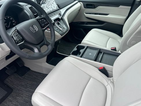 New 2026 Honda Odyssey EX-L image 10