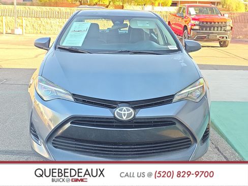 Used 2017 Toyota Corolla LE FWD image 2