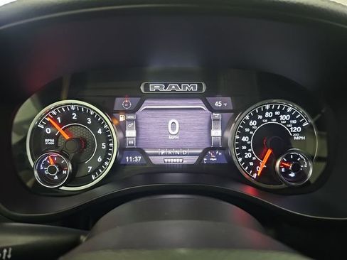 Used 2020 RAM 1500 Laramie w/ Off Road Group AWD/4WD image 15