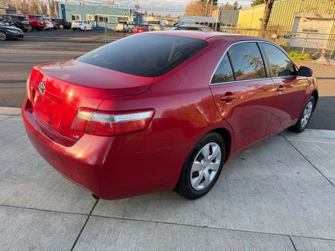 Used 2009 Toyota Camry LE image 4