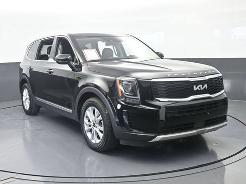Used 2022 Kia Telluride LX FWD image 9