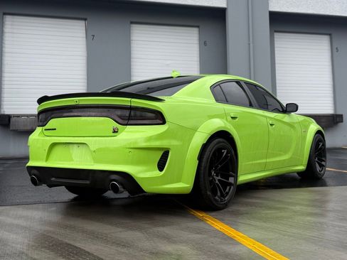 Used 2023 Dodge Charger Scat Pack RWD image 4